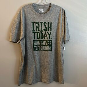 IRISH TODAY HUNGOVER TOMORROW Tee * T-Shirt * Gray with Green * UNISEX size XL *